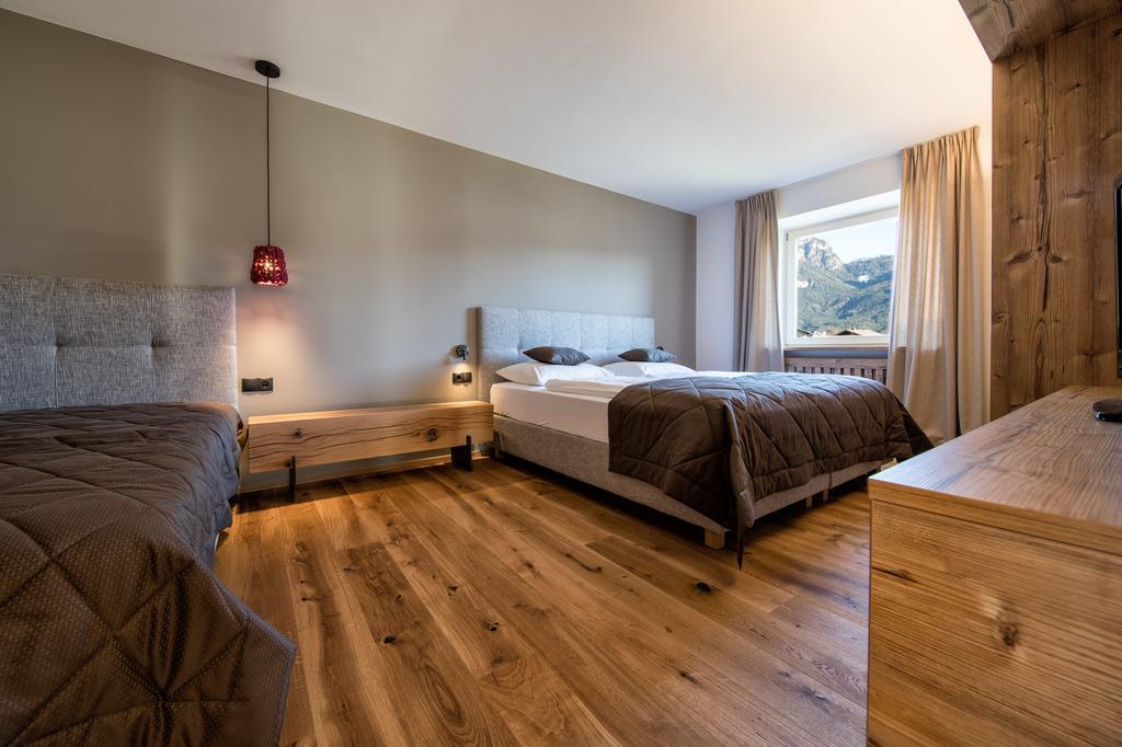 Hubertus Dolomites Aparthotel Fiè Exteriör bild